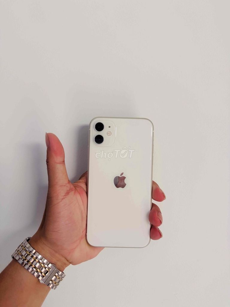 Apple iPhone 11 64GB Trắng Đã sử dụng. Mua bán Điện thoại tại Thành phố Trà Vinh Trà Vinh được đăng bởi Trần Quốc Việt hình 1