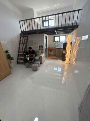 Khai trương p mới 100% cửa sổ ban công có gác 3tr5-3tr9