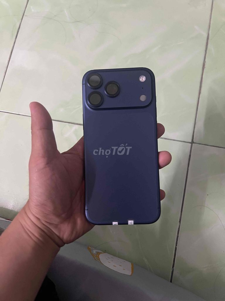 iPhone 17 Pro Max 256GB Xanh sac 60 lần. Mua bán Điện thoại tại Quận Bình Tân Tp Hồ Chí Minh được đăng bởi Thanglequang hình 1
