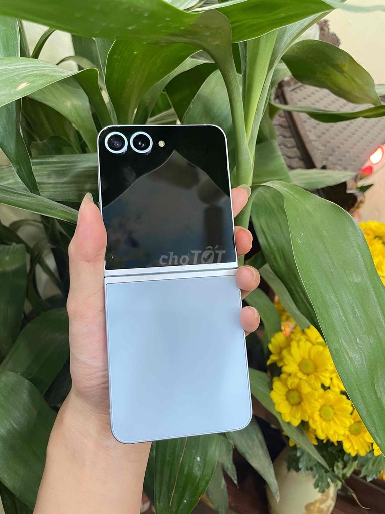 Samsung Galaxy Z Flip6 Xanh 2 sim. Mua bán Điện thoại tại Quận Ba Đình Hà Nội được đăng bởi Châu hình 1