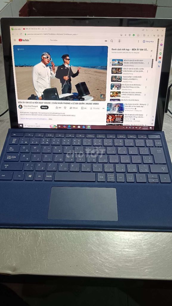 Microsoft Surface Pro 6 i5-8350U Ram 8/128GB. Mua bán Laptop tại Quận Tân Phú Tp Hồ Chí Minh được đăng bởi Châu  hình 1