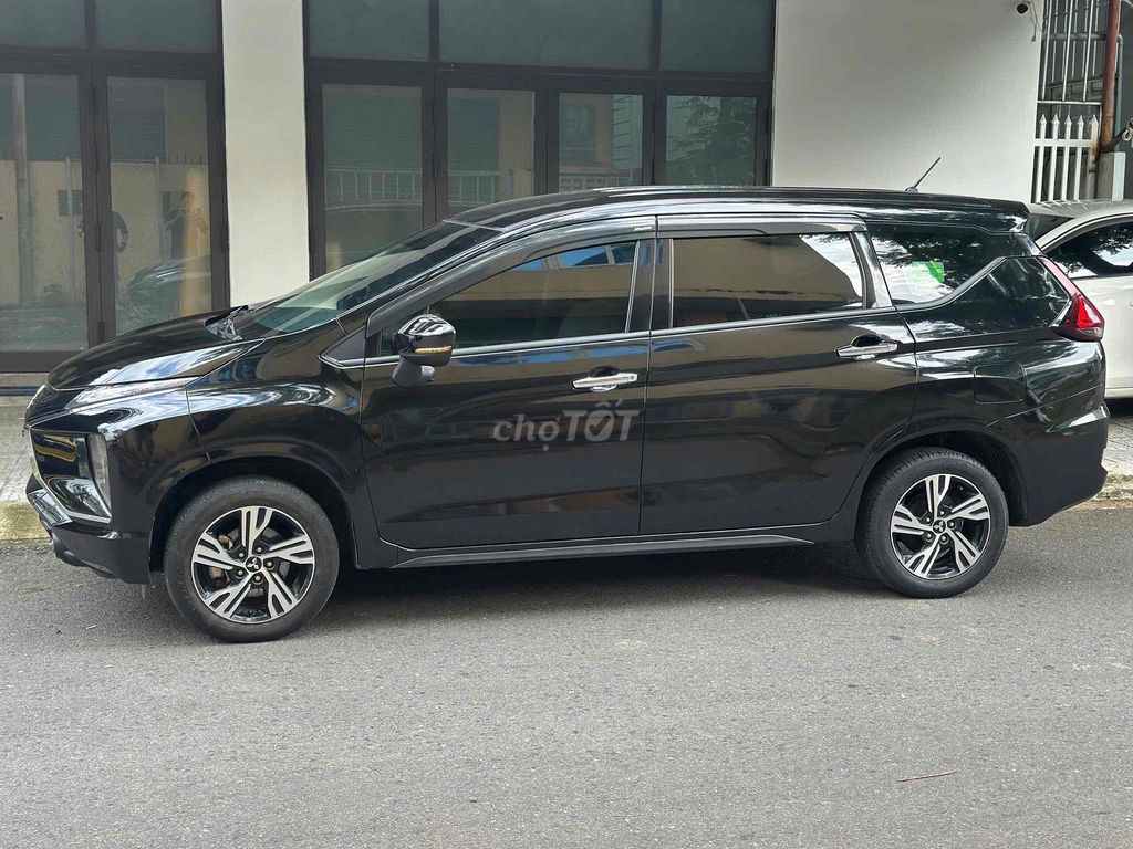 Mitsubishi Xpander 2023 Số sàn Đen. Mua bán Ô tô tại Quận Cẩm Lệ Đà Nẵng được đăng bởi Phước Auto hình 2