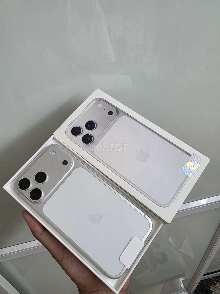 17 Pro Max 256GB VN Trắng Bh T3/2027. Mua bán Điện thoại tại Quận Hoàn Kiếm Hà Nội được đăng bởi toan nguyen hình 1