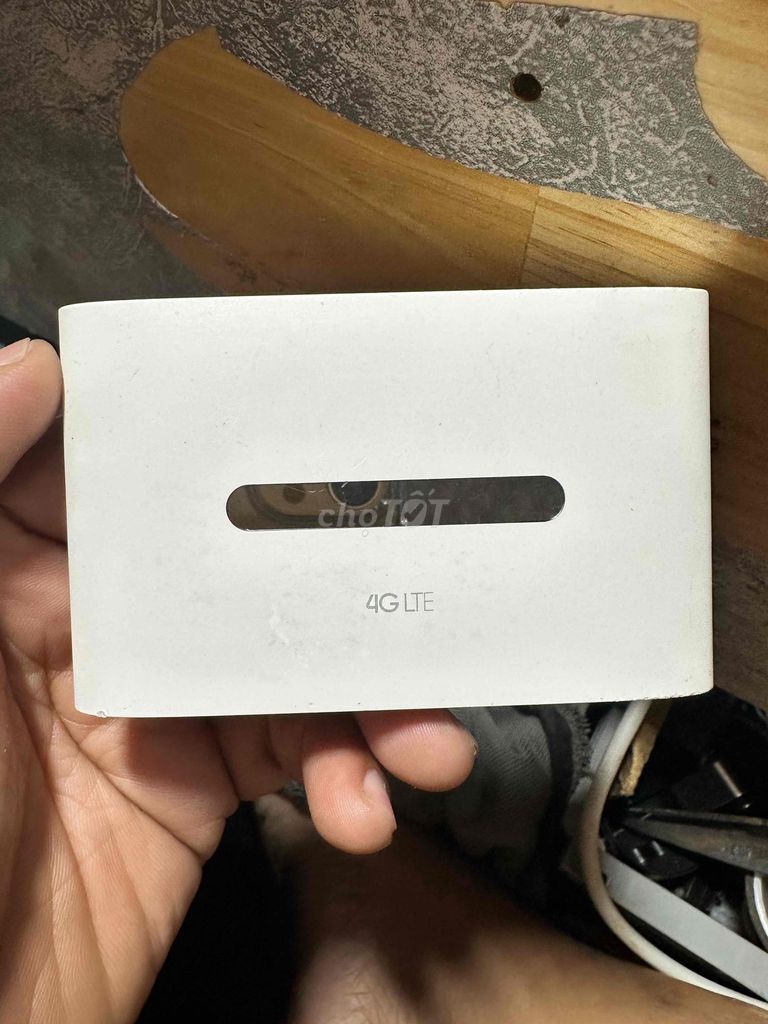 Bộ phát Wifi TP-Link M7300 Trắng. Mua bán Phụ kiện (Màn hình, Chuột...) tại Quận Phú Nhuận Tp Hồ Chí Minh được đăng bởi Tấn hình 1