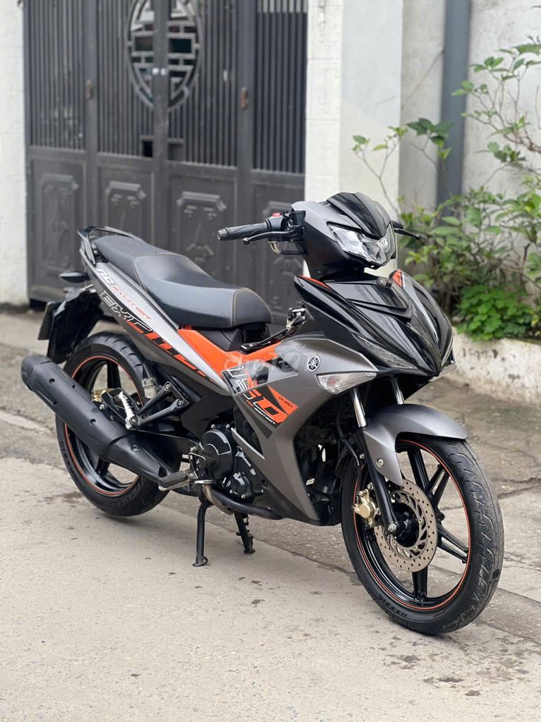 Exciter 150 đèn led, nguyên zin, máy chất chạy bốc. Mua bán Xe máy tại Quận Nam Từ Liêm Hà Nội được đăng bởi Em Nhung hình 3