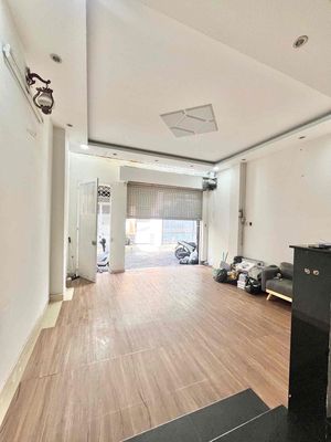 Townhouse 60 m² · 4 bed · Đường Hoàng Hoa Thám