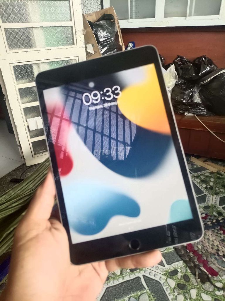 Apple iPad Mini 4 32GB Bạc. Mua bán Máy tính bảng tại Huyện Bình Chánh Tp Hồ Chí Minh được đăng bởi Hồ Trọng Tín hình 1