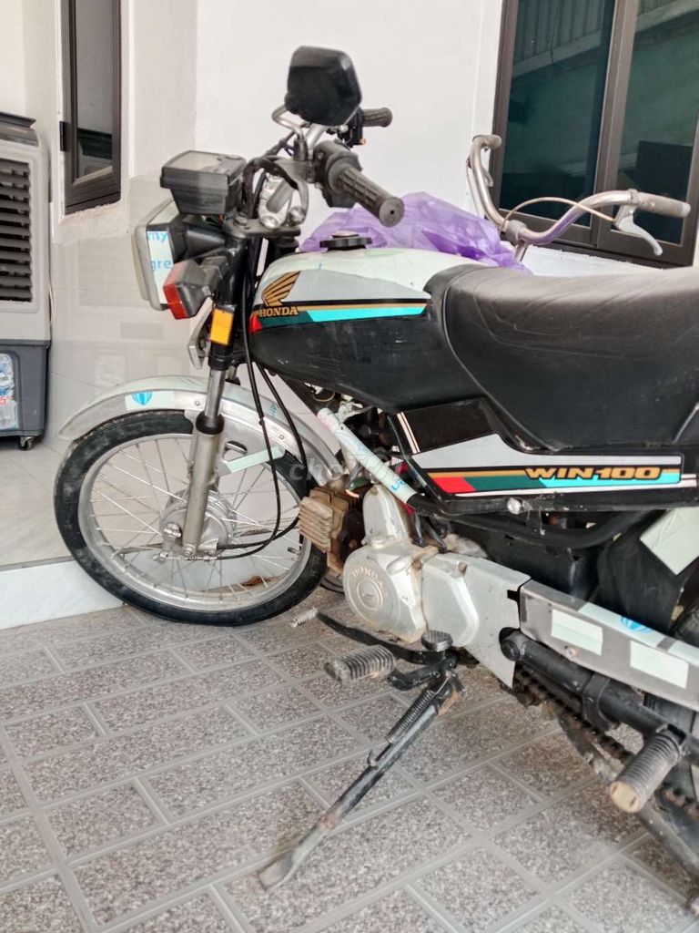 Honda Win 100 màu trắng den. Mua bán Xe máy tại Huyện Nam Đàn Nghệ An được đăng bởi Tài Thai Tai Nga hình 3