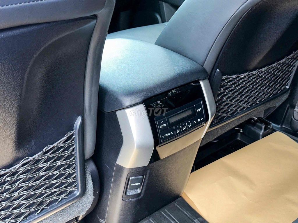 Toyota Land Cruiser Prado VX 2.7 sx 2023 màu Đen. Mua bán Ô tô tại Quận Cầu Giấy Hà Nội được đăng bởi Cao Quý hình 19