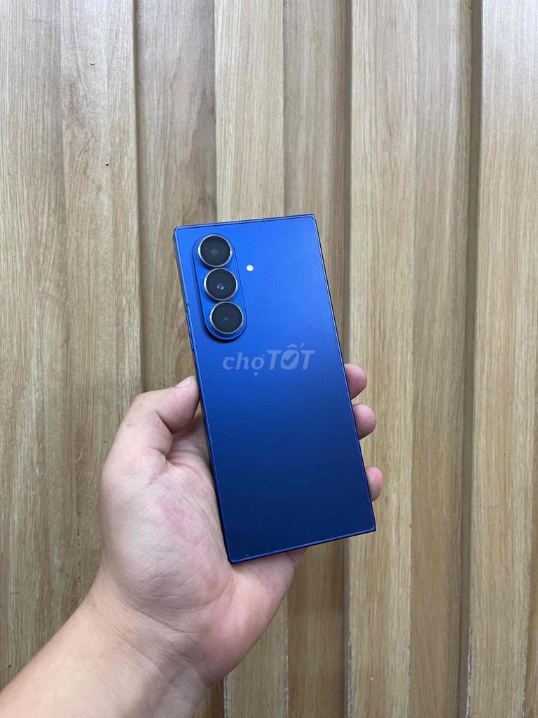Samsung Z Fold 7 256GB Xanh Hàn Quốc. Mua bán Điện thoại tại Quận Đống Đa Hà Nội được đăng bởi HaNoiMobile HT  hình 1