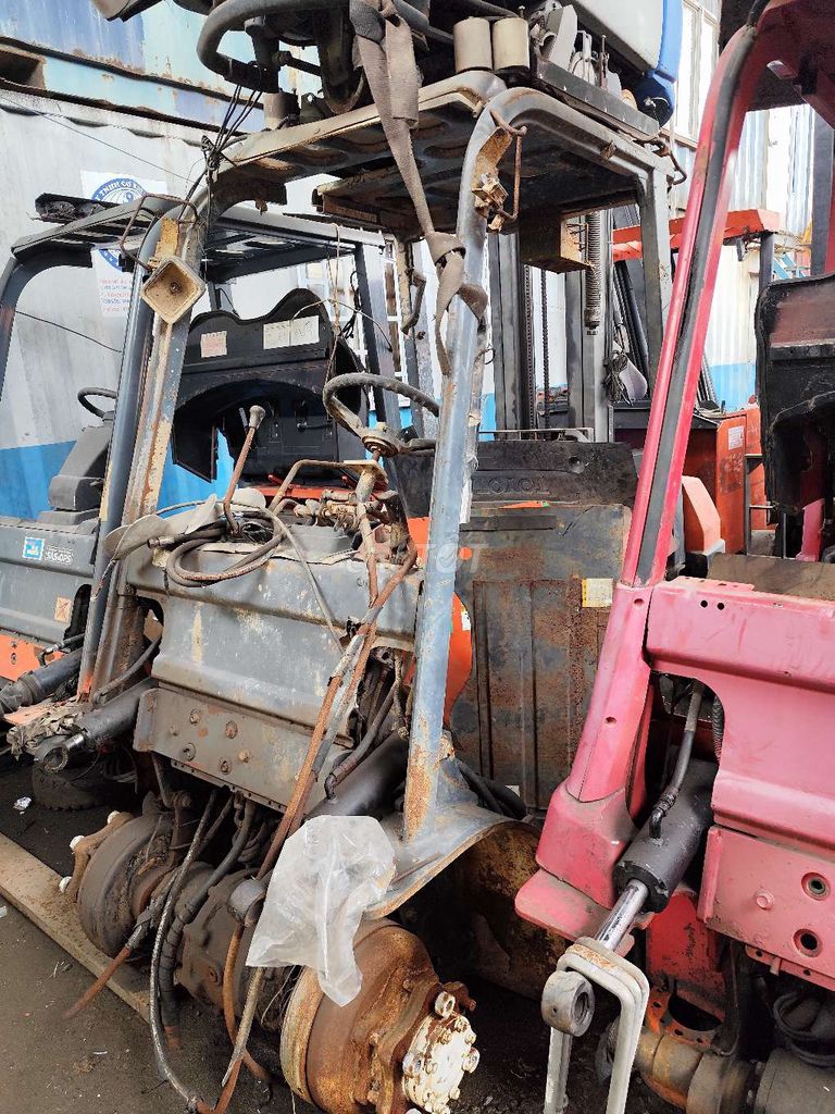 Phụ tùng xe nâng đã qua sử dụng. Mua bán Phụ tùng xe tại Quận Bình Tân Tp Hồ Chí Minh được đăng bởi Ngọc Quý hình 2