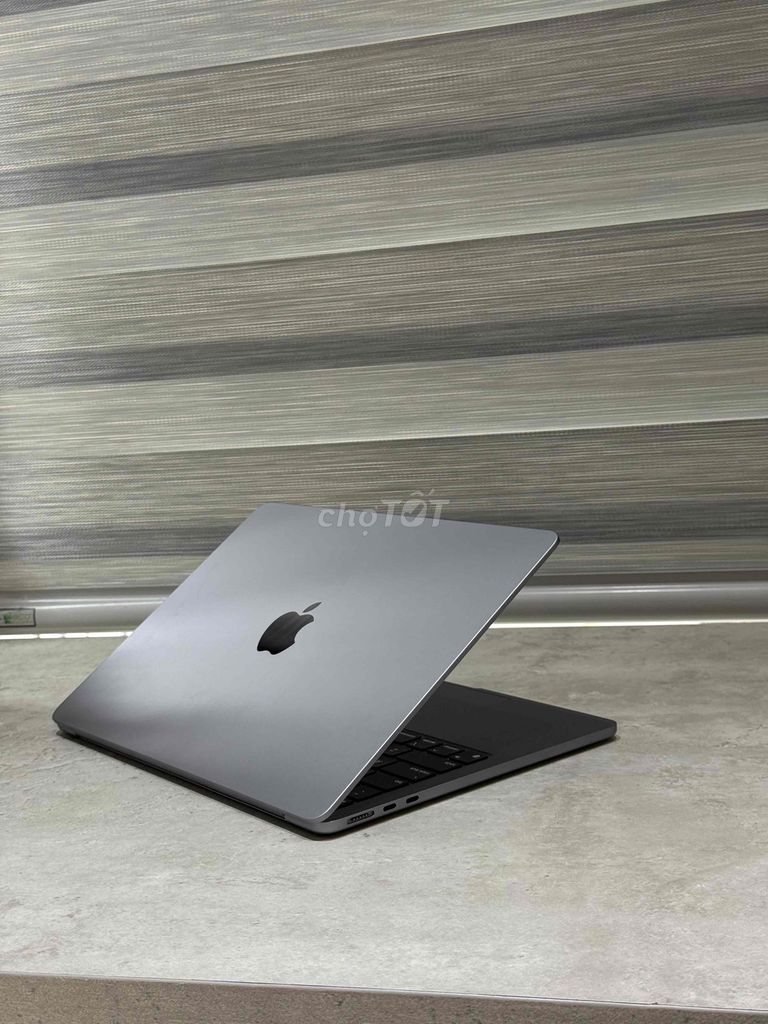 MacBook Air M2 16GB/256GB SpaceGray Đã sử dụng. Mua bán Laptop tại Quận Ninh Kiều Cần Thơ được đăng bởi Minh Phát hình 1