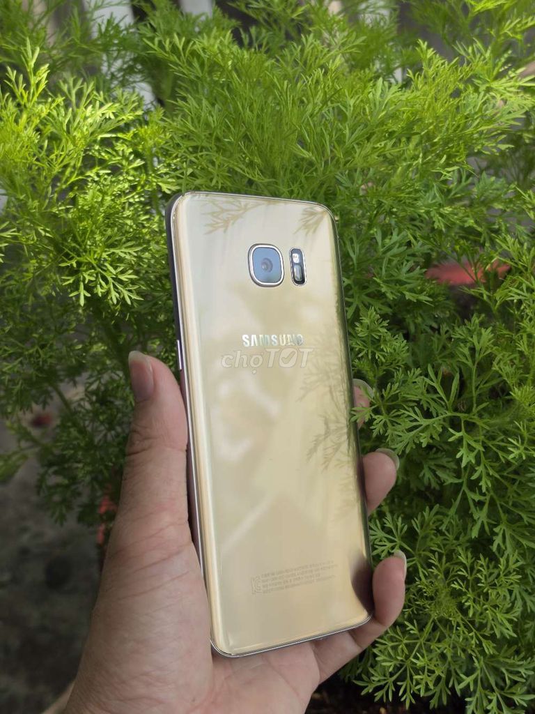 Samsung Galaxy S7 Edge Vàng 98%. Mua bán Điện thoại tại Quận Bình Tân Tp Hồ Chí Minh được đăng bởi Nguyển Hải hình 1