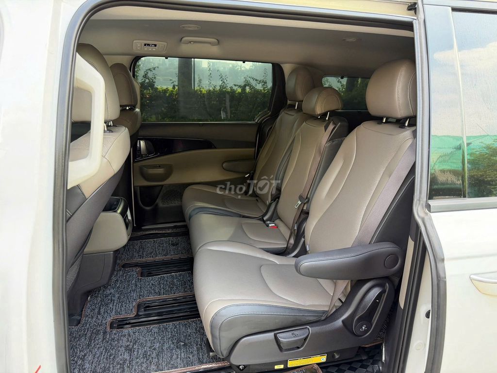 Kia Carnival 2025 Premium 2.2D 8S - 45,000 km.. Mua bán Ô tô tại Thành phố Thủ Đức Tp Hồ Chí Minh được đăng bởi Đức Tứ Bánh hình 14