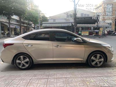 Hyundai Accent 2020 số tự động, màu vàng, 43.000km