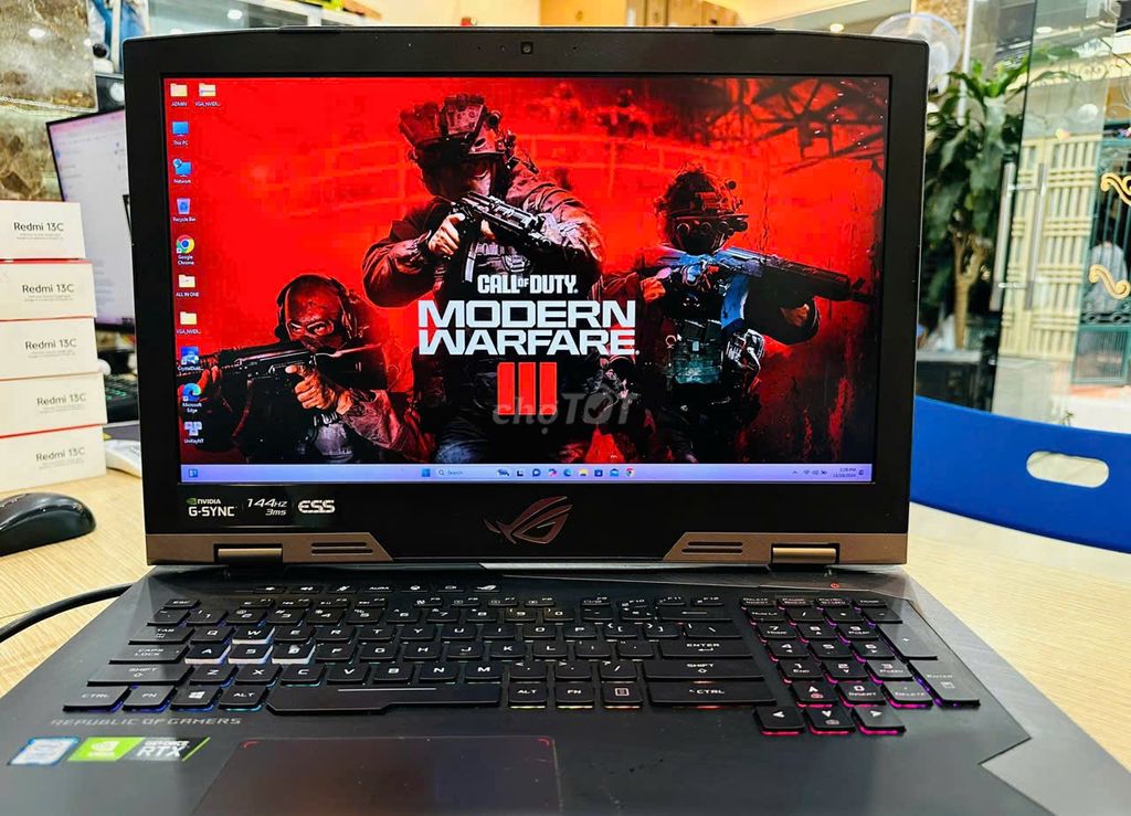 Em pass ASUS ROG G703GX I7/32/2T RTX 2080 17.3''