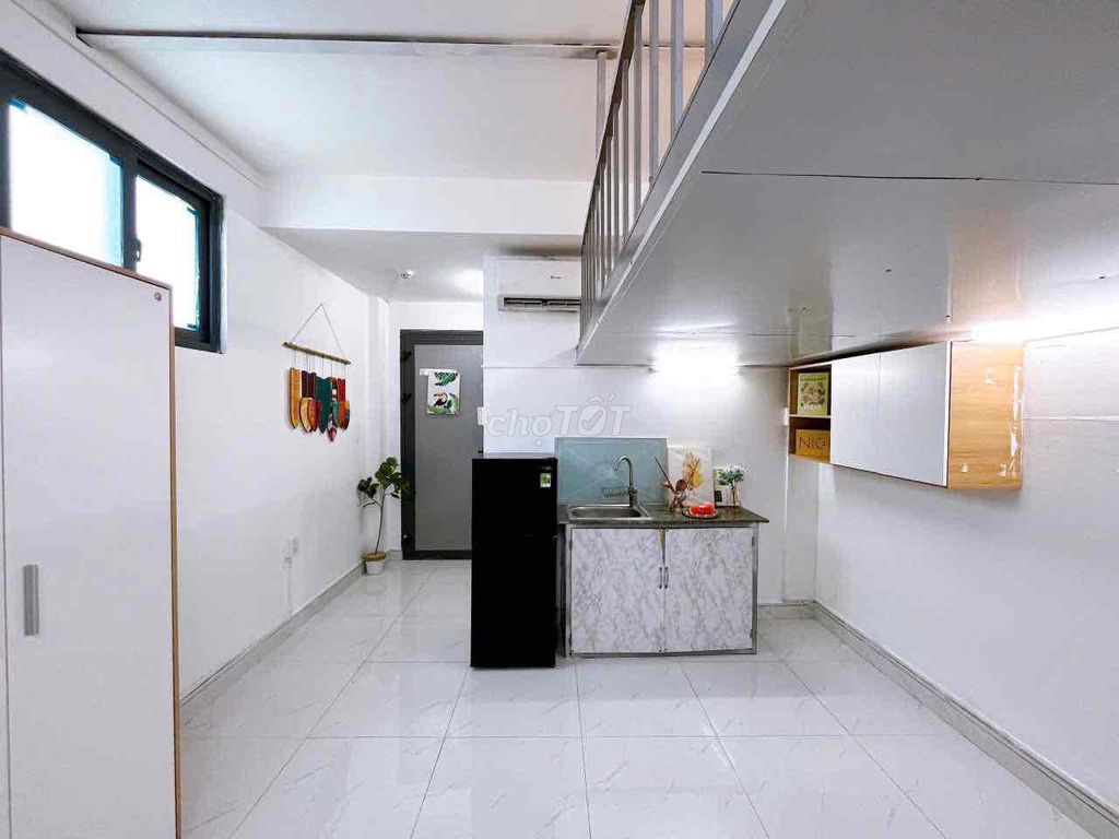 Cho thuê phòng trọ thang máy Quận 10 gần ĐH Huflit, ĐH Bách Khoa