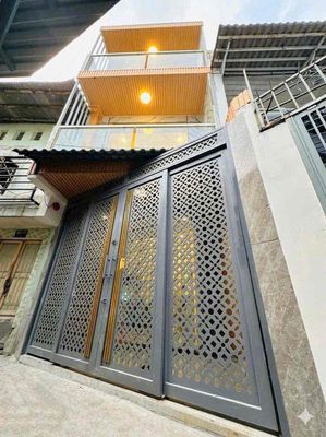Q4-SÁT HẺM XE HƠI-1 TRỤC THẲNG TỚI NHÀ-HOÀN CÔNG 3 TẦNG-HỖ TRỢ VAY