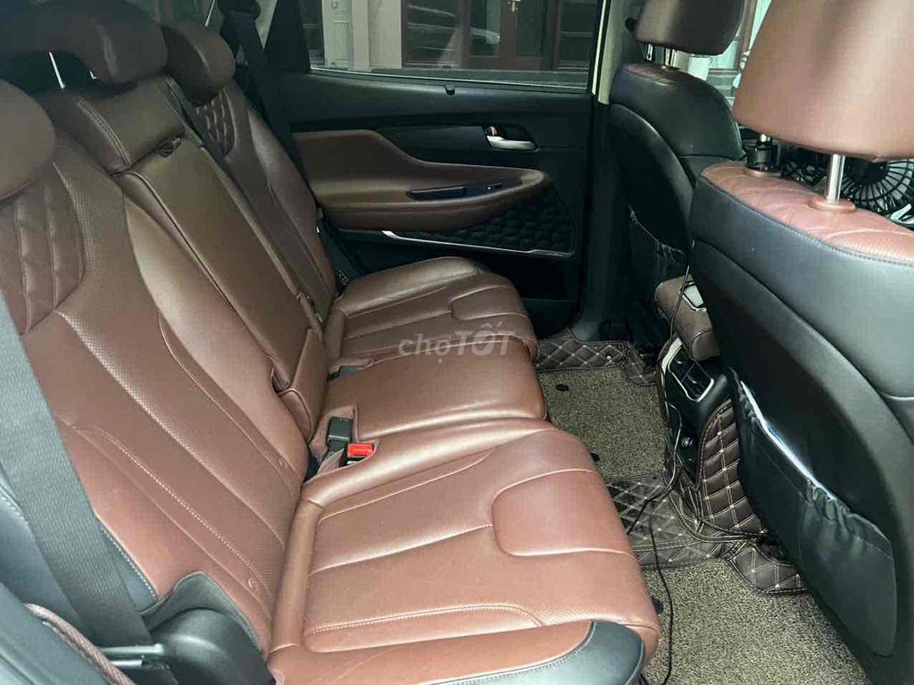 Hyundai SantaFe 2022 Cao cấp 2.5L 40000 km. Mua bán Ô tô tại Quận Hoàng Mai Hà Nội được đăng bởi Mr Tài hình 8