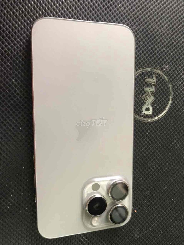 iPhone 15 Pro Max Lock 256GB Titan Đã thay lưng. Mua bán Điện thoại tại Huyện Tây Sơn Bình Định được đăng bởi StoewV hình 1