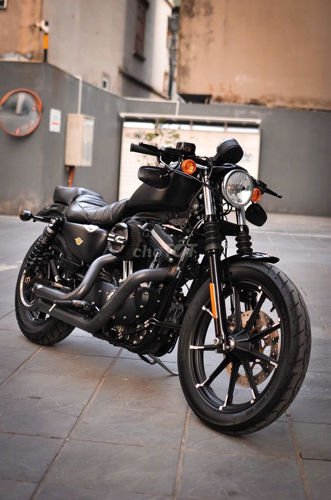 Thanh Motor cần bán Harley Davidson Iron 883 2021. Mua bán Xe máy tại Quận Hoàng Mai Hà Nội được đăng bởi Lê Chí Thanh hình 2