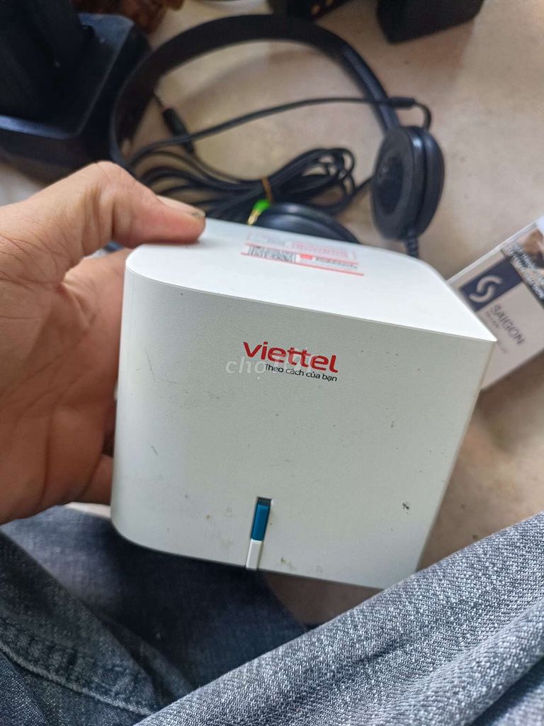 Bộ phát Wifi Viettel H196A Trắng. Mua bán Phụ kiện (Màn hình, Chuột...) tại Quận Gò Vấp Tp Hồ Chí Minh được đăng bởi nguyen nguyen hình 1