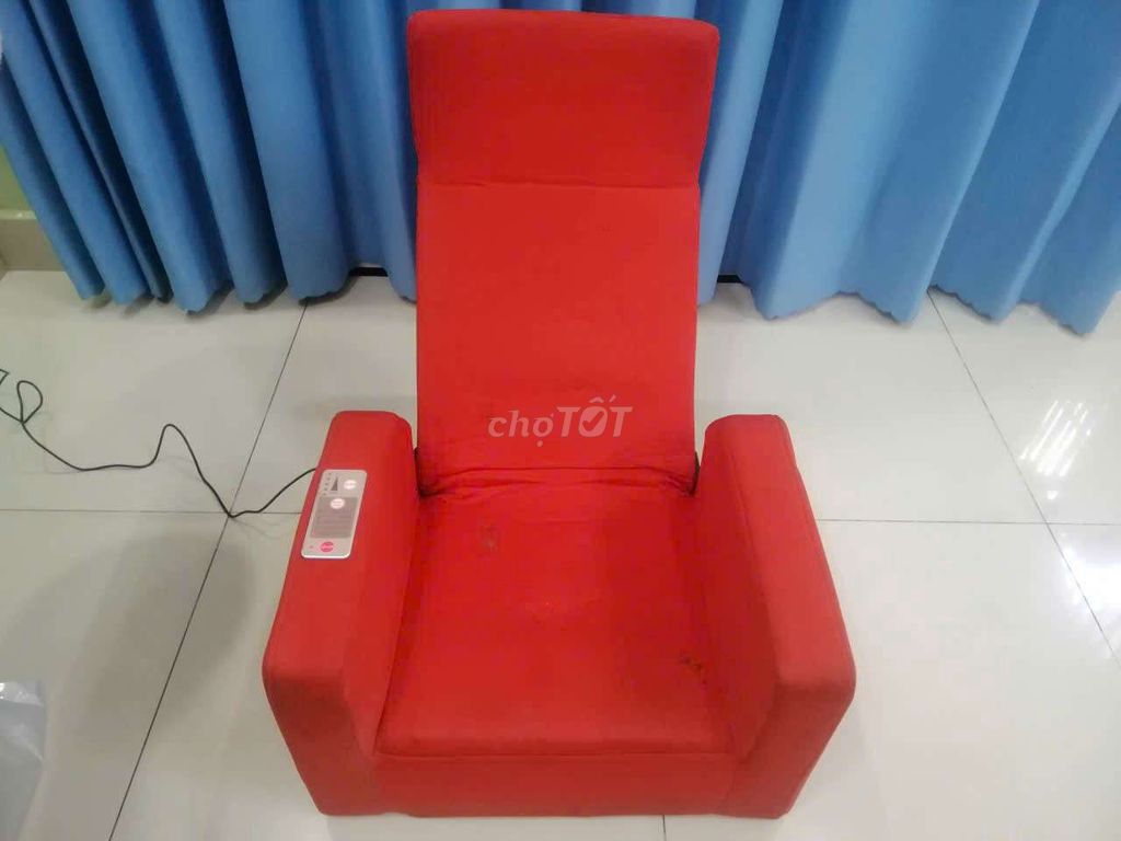 Ghế massage gấp gọn màu Đỏ. Mua bán Bàn ghế tại Thành phố Thủ Đức Tp Hồ Chí Minh được đăng bởi Chau Vu hình 1
