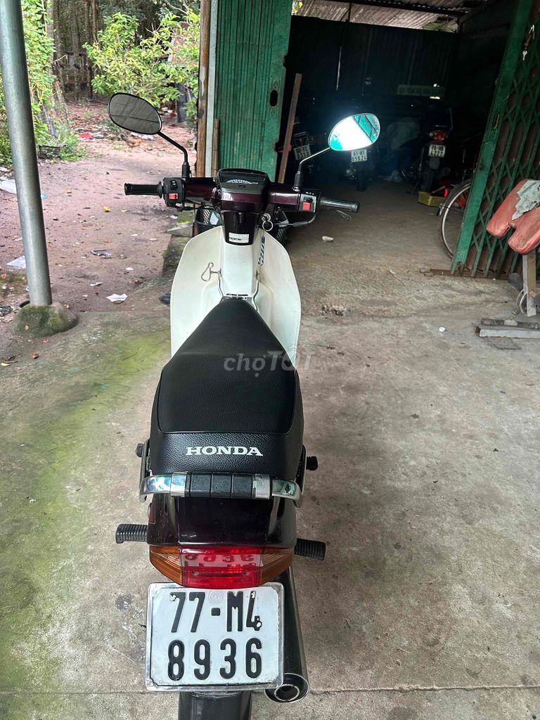 Honda Super Dream 2004 Trắng Đỏ đô. Mua bán Xe máy tại Huyện Dầu Tiếng Bình Dương được đăng bởi Nguyễn Tú hình 5