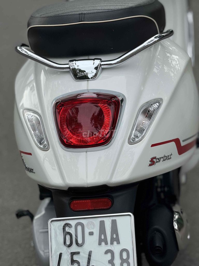 Vespa Sprint 125 2022 Trắng Đen Bản S chính chủ ky. Mua bán Xe máy tại Thành phố Biên Hòa Đồng Nai được đăng bởi Xe Máy Sơn Trung Duy hình 7