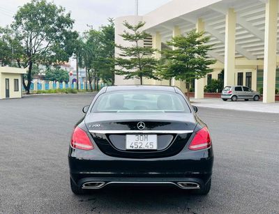 Mercedes Benz C Class 2018 C200 - 28732 km. Mua bán Ô tô tại Quận Cầu Giấy Hà Nội được đăng bởi Tuấn