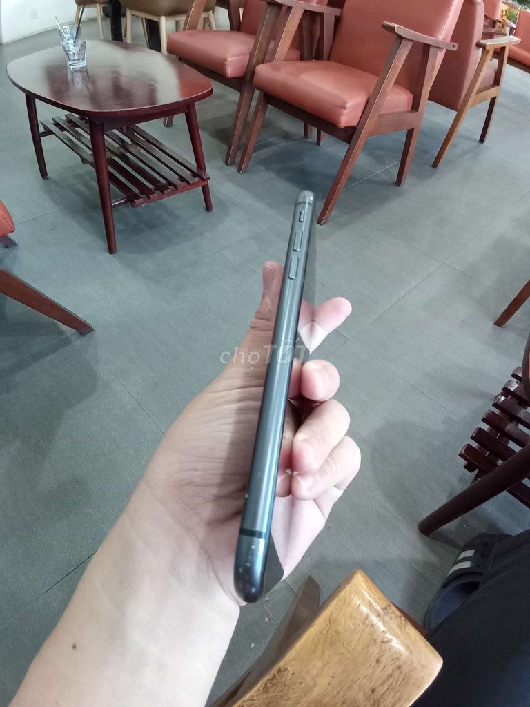 iPhone 11 Đen Đã qua sử dụng. Mua bán Điện thoại tại Huyện Long Thành Đồng Nai được đăng bởi Lê Nam Anh hình 1