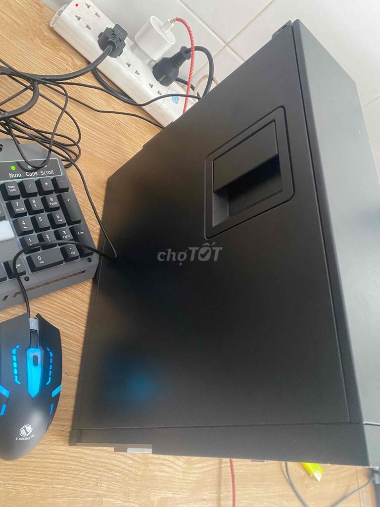 thanh lý thùng cpu i7 2600 ram 8G ssd 120G. Mua bán Máy tính để bàn tại Quận Tân Phú Tp Hồ Chí Minh được đăng bởi quan hình 2