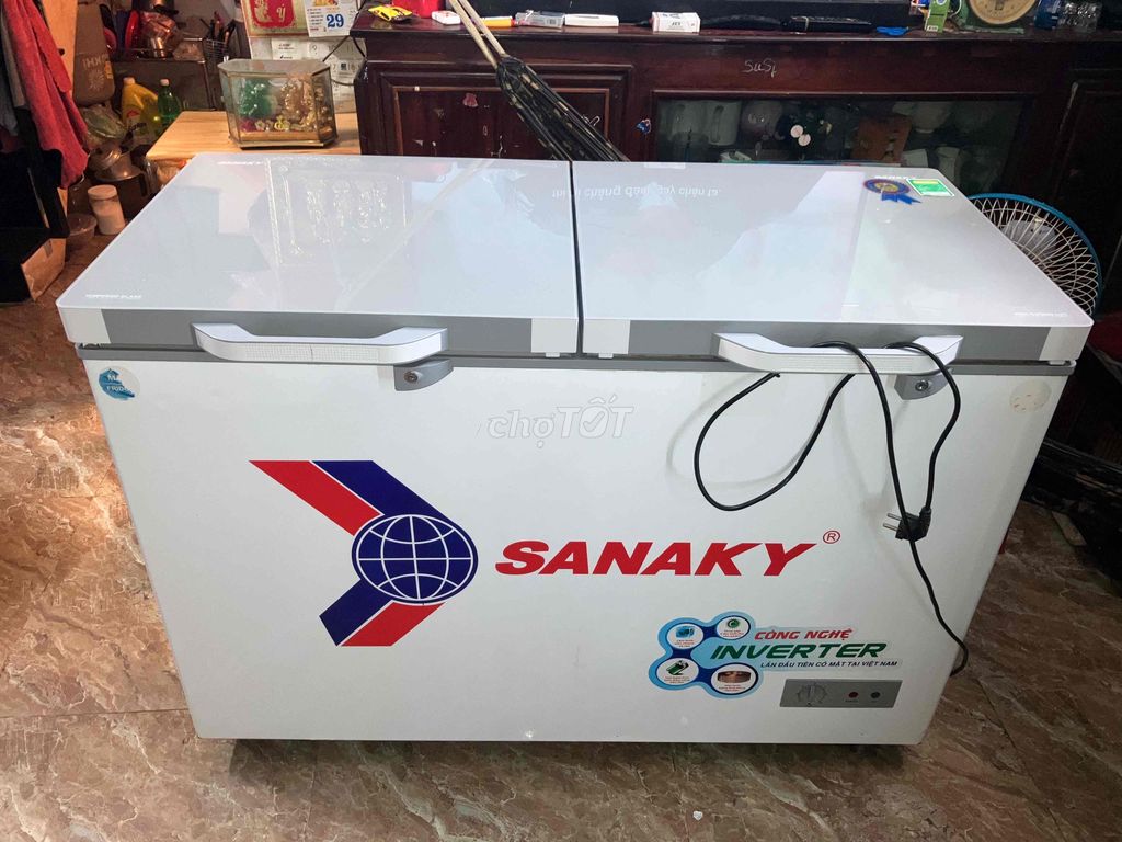 tủ đông mát sanaky 360L kính cường lực inverter