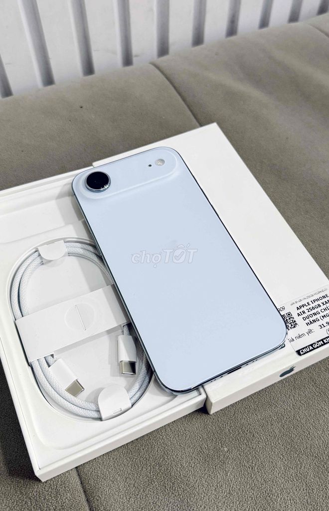 iPhone 17Air 256GB Xanh LL/A Fullbox Như mới. Mua bán Điện thoại tại Quận Đống Đa Hà Nội được đăng bởi Lâm Bảo Tuyên hình 1