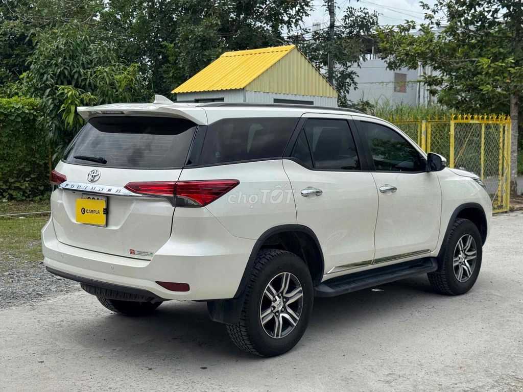 Toyota Fortuner 2018 2.7V 4x2 AT ( Xăng). Mua bán Ô tô tại Quận Ô Môn Cần Thơ được đăng bởi Chuyên Mua Bán Ô Tô Qua Sử Dụng Carpla Cần Thơ hình 6