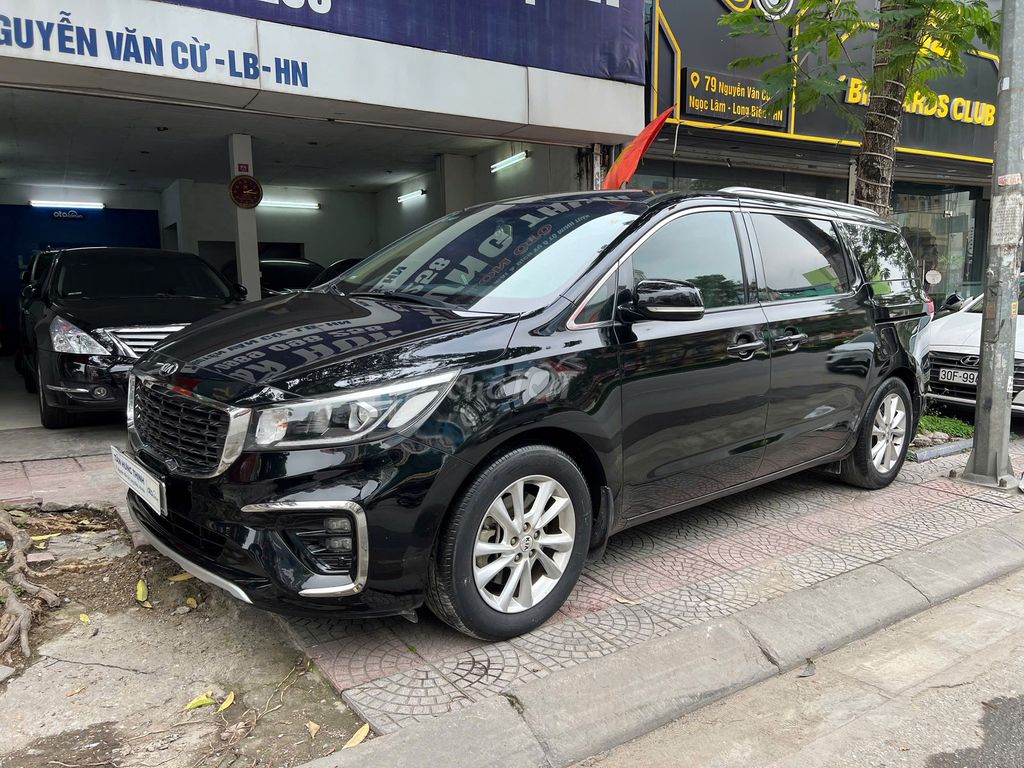 Kia Sedona 2019 2.2 DAT Deluxe - 80000 km. Mua bán Ô tô tại Quận Long Biên Hà Nội được đăng bởi AUTO TÂN HƯNG THỊNH hình 3