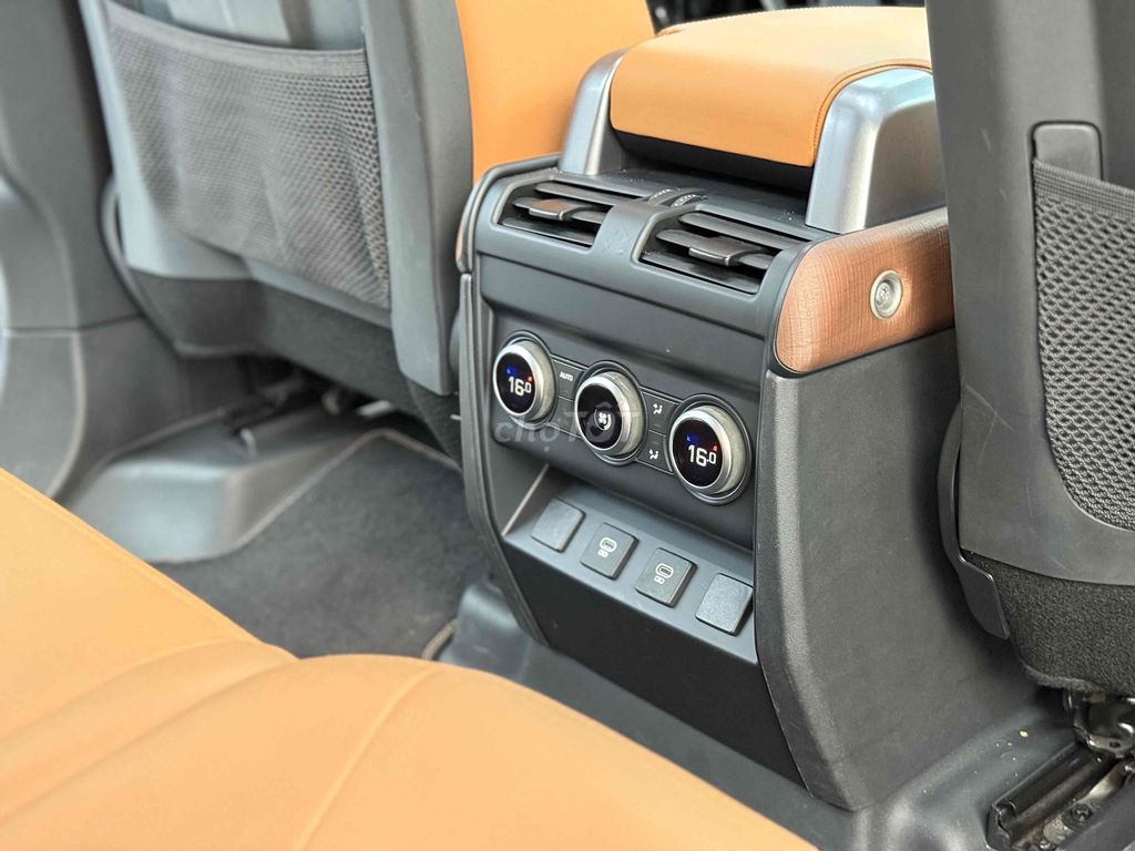 Defender 110HSE 2022 P300 23.000 km. Mua bán Ô tô tại Quận Tân Bình Tp Hồ Chí Minh được đăng bởi Nguyễn Văn Lâm hình 18