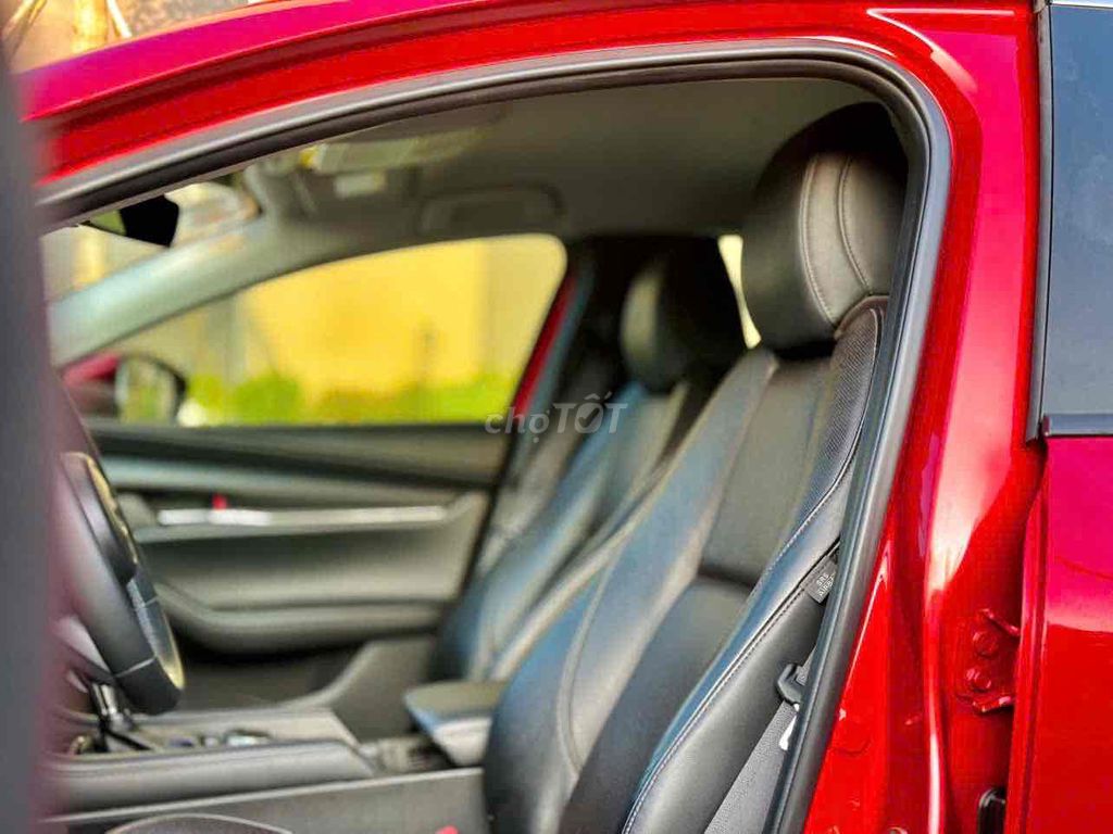 Mazda 3 2021 1.5 Luxury - 50100 km giá chỉ hơn 5đ. Mua bán Ô tô tại Quận 7 Tp Hồ Chí Minh được đăng bởi Nguyên hình 10
