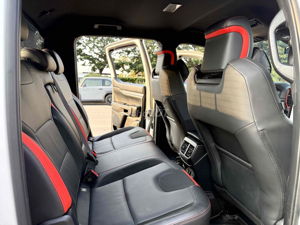 Ford Ranger Raptor 2.0L 4x4 AT 2025. Mua bán Ô tô tại Quận Long Biên Hà Nội được đăng bởi No1 AUTO hình 9