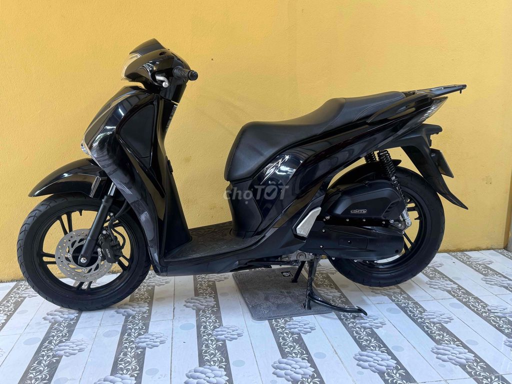 Sh 125 đời 2019 đen bóng mới keng 43E1-511.53. Mua bán Xe máy tại Quận Sơn Trà Đà Nẵng được đăng bởi Minh Dũng bán trả góp 136 vân đồn  hình 1