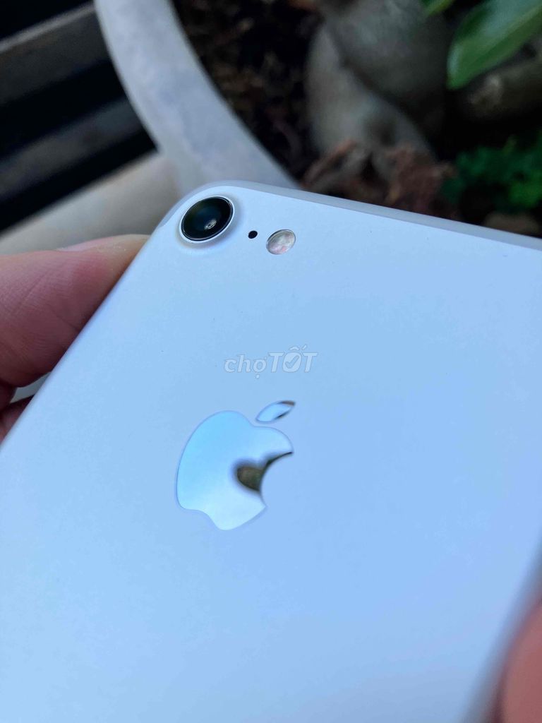 Apple iPhone 7 32GB Xám 99% pin zin 92%. Mua bán Điện thoại tại Quận 8 Tp Hồ Chí Minh được đăng bởi Thanh Thanh hình 1