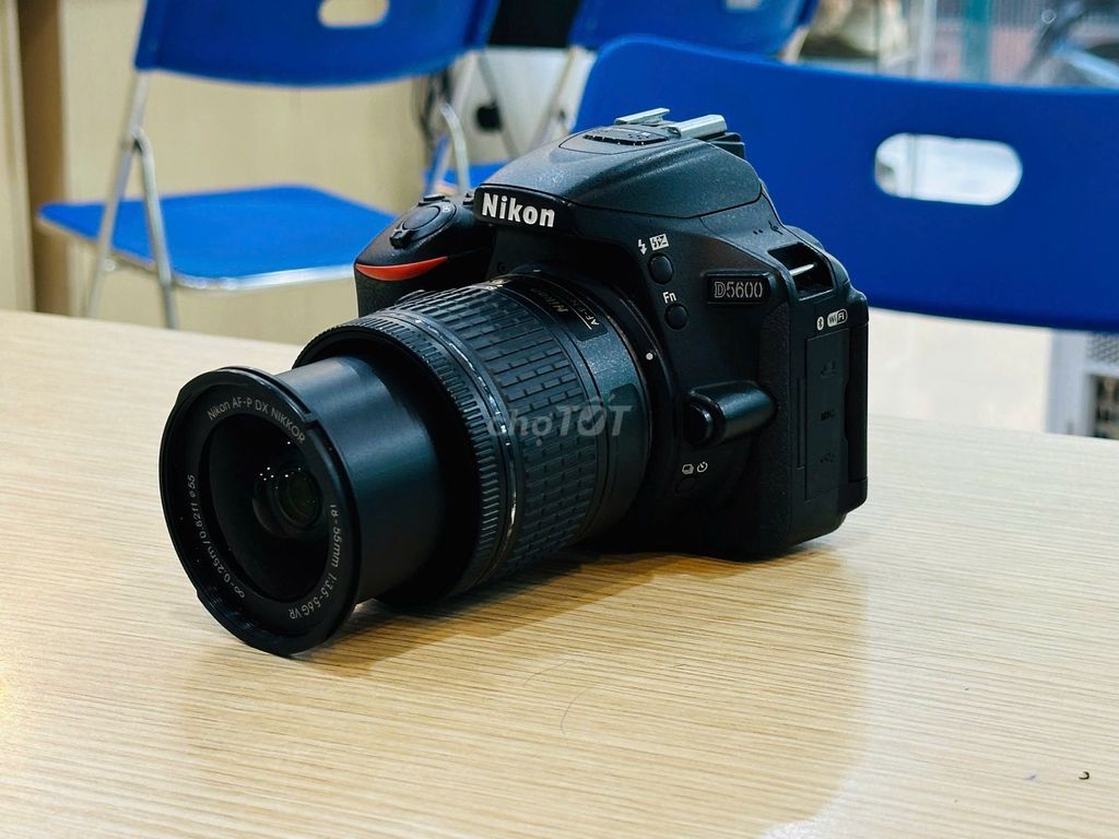 Nikon D5600 + 18-55 Màn cảm ứng xoay lật Có WIFI. Mua bán Máy ảnh, Máy quay tại Quận Đống Đa Hà Nội được đăng bởi Thế Hoàng hình 1