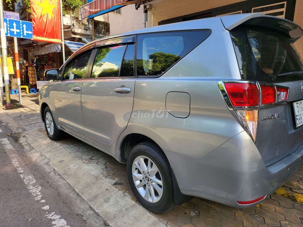 TOYOTA INNOVA 8 Chổ 2.0E,Sx 2018 MT Mới 97%. Mua bán Ô tô tại Quận 11 Tp Hồ Chí Minh được đăng bởi Mr Thiên hình 2