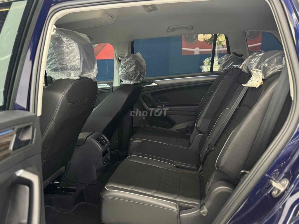 Tiguan Chỉ 210Tr Nhận Xe. Cam Kết Giá Tốt Nhât. Mua bán Ô tô tại Quận 1 Tp Hồ Chí Minh được đăng bởi Nguyễn Trí Thanh Tâm hình 4