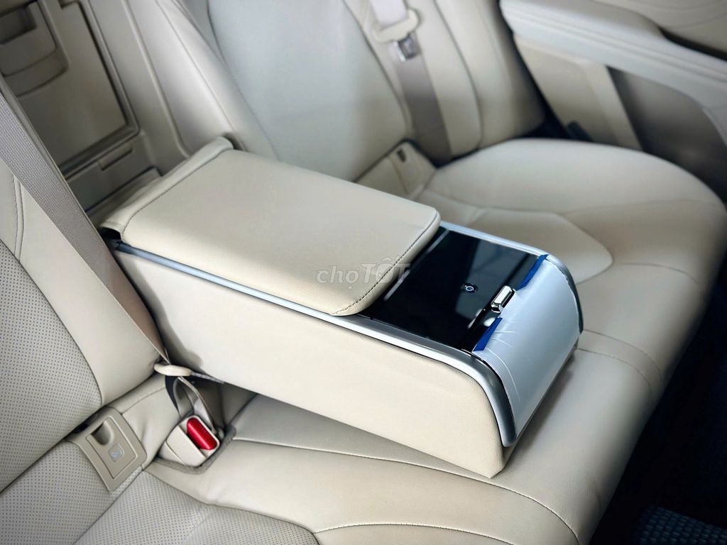 Toyota Camry 2.5Q 2023 - 50000 km. Mua bán Ô tô tại Quận Gò Vấp Tp Hồ Chí Minh được đăng bởi Kim Ngân Xe Lướt hình 7