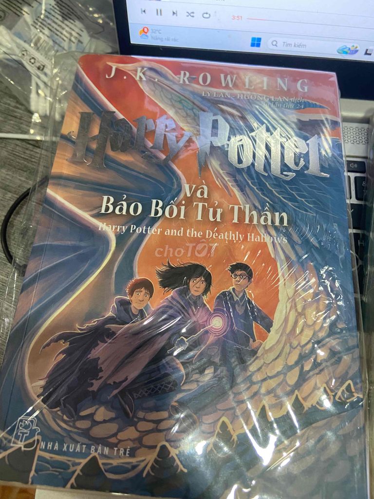 Tiểu thuyết Harry Potter và bảo bối tử thần