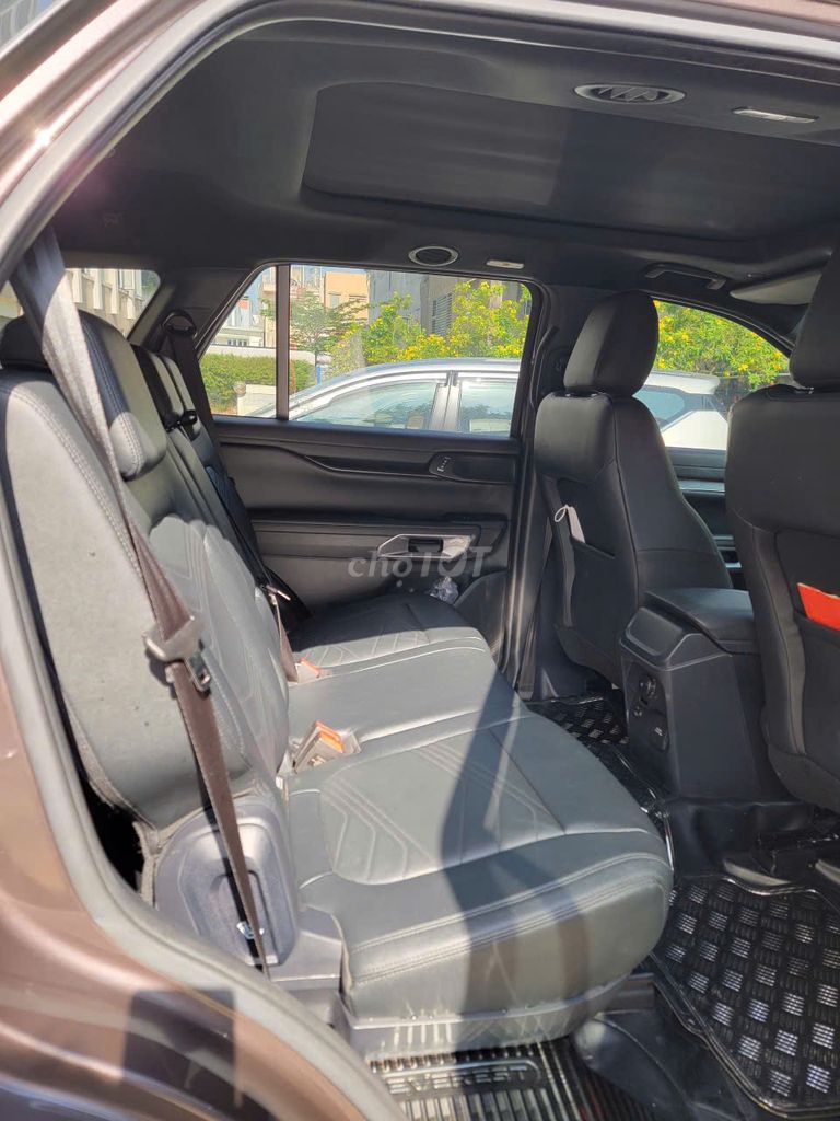 Ford Everest 2023 Titanium Plus 2.0L 4x4 AT. Mua bán Ô tô tại Quận Bình Thạnh Tp Hồ Chí Minh được đăng bởi Nguyễn Quốc Hoàng hình 3