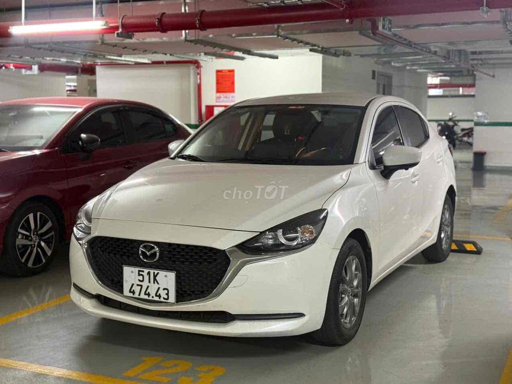 Mazda 2 2022 1.5L AT Standard - 14000 km