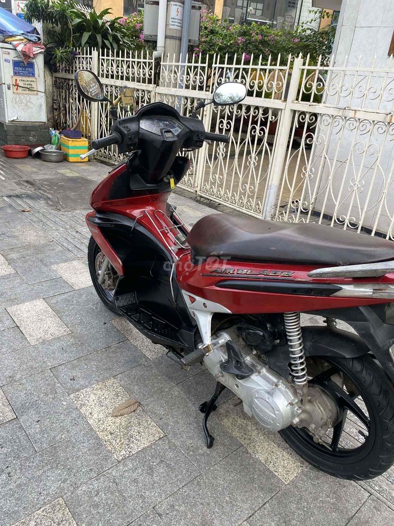 Honda Air Blade 2008 Đỏ đen. Mua bán Xe máy tại Quận 1 Tp Hồ Chí Minh được đăng bởi Tủn Ca hình 4