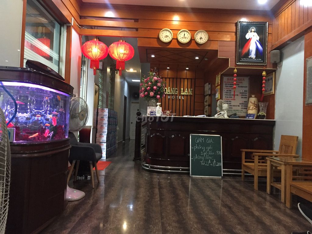 Khách sạn thuê giá rẻ